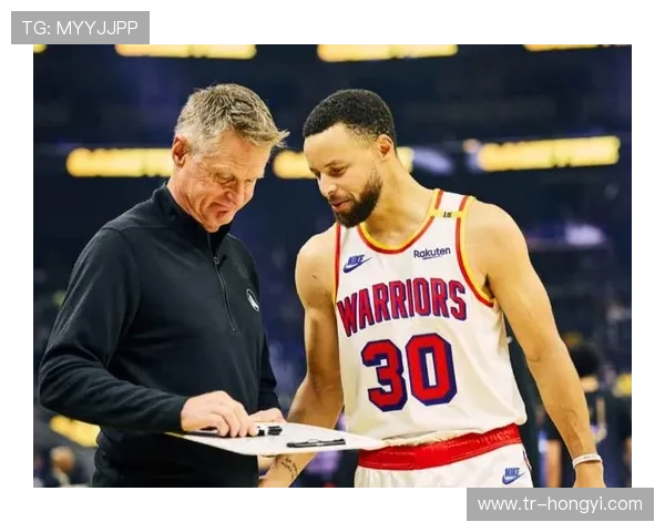 张佳玮解析库里魔球魅力科尔战术智慧超越米奇对文班的运用